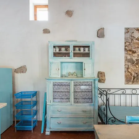 Dimora Tipica Carlofortina Ferienhaus *